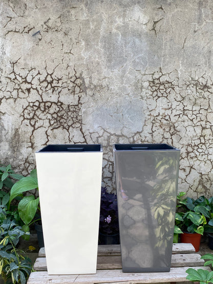 Avtopaliv dipçək qabı